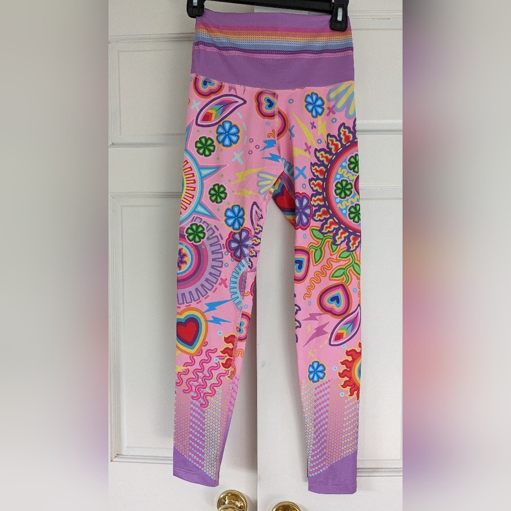 Ay Guey adorable colorful leggings Medium